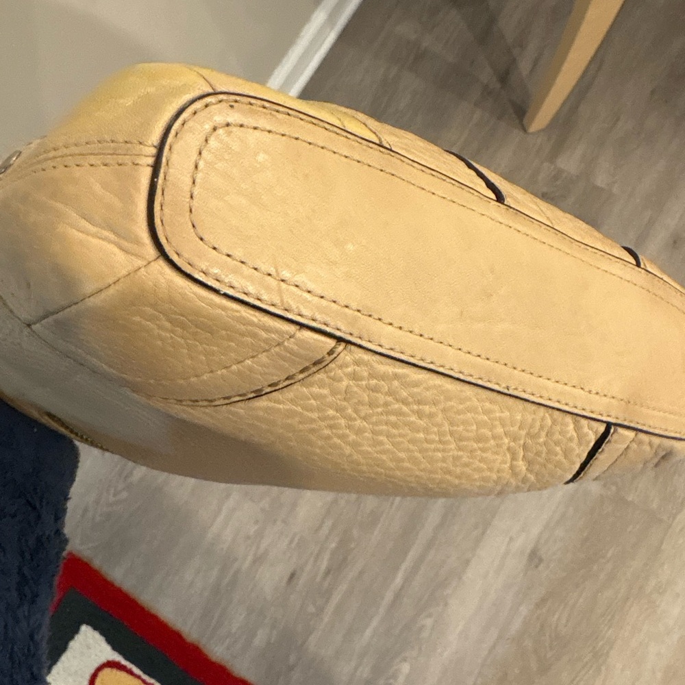 Vintage Coach Madison light tan pebbled leather shoulder/crossbody bag - Picture 13 of 16